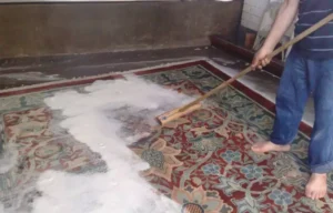 شستشوی فرش با پودر صابون